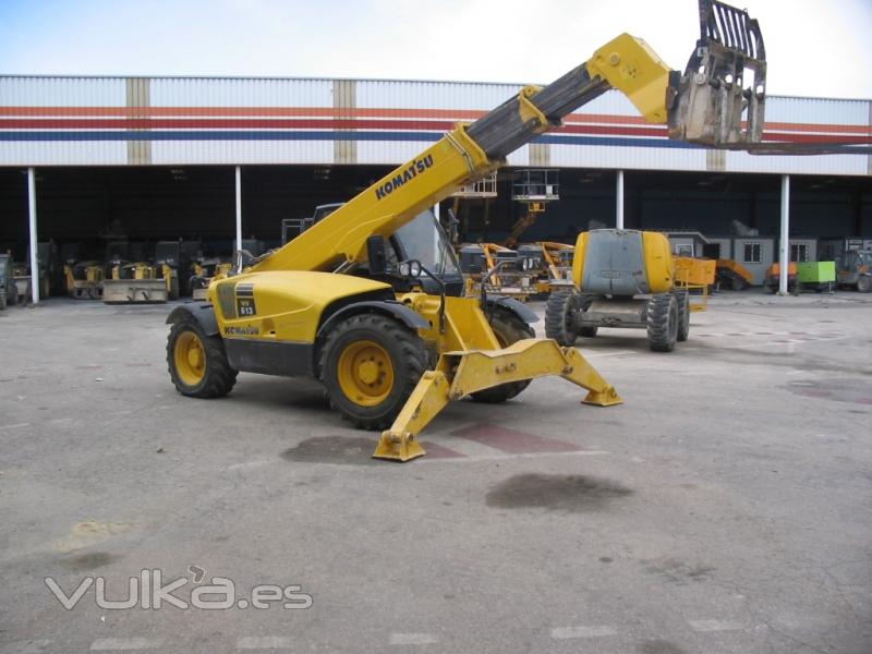 Manipuladora Telescopica KOMATSU WH613-1