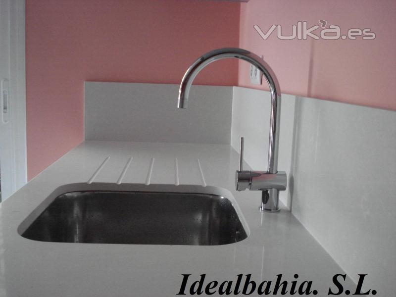 Construcciones. Idealbahía. S.L.