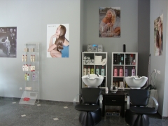 Cabellos peluqueria - foto 17