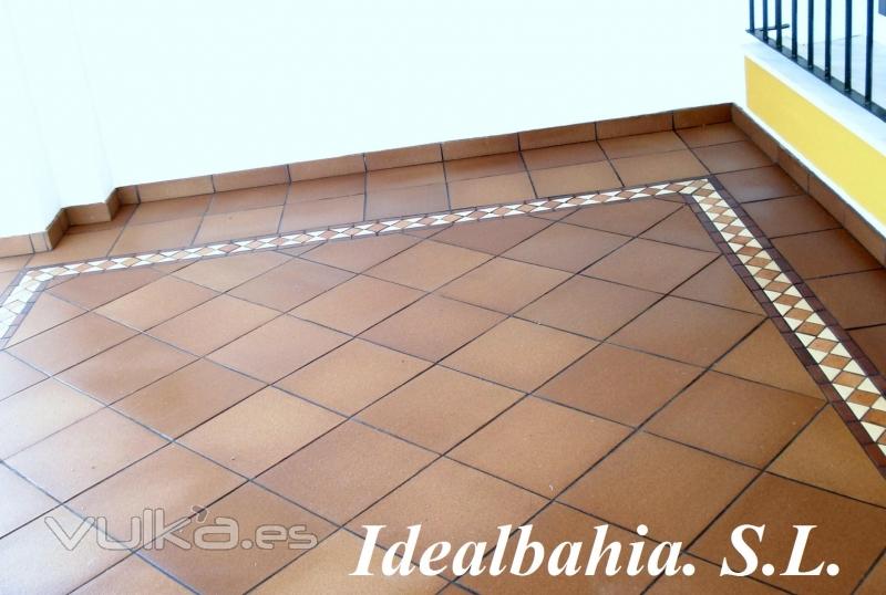 Construcciones. Idealbahía. S.L.