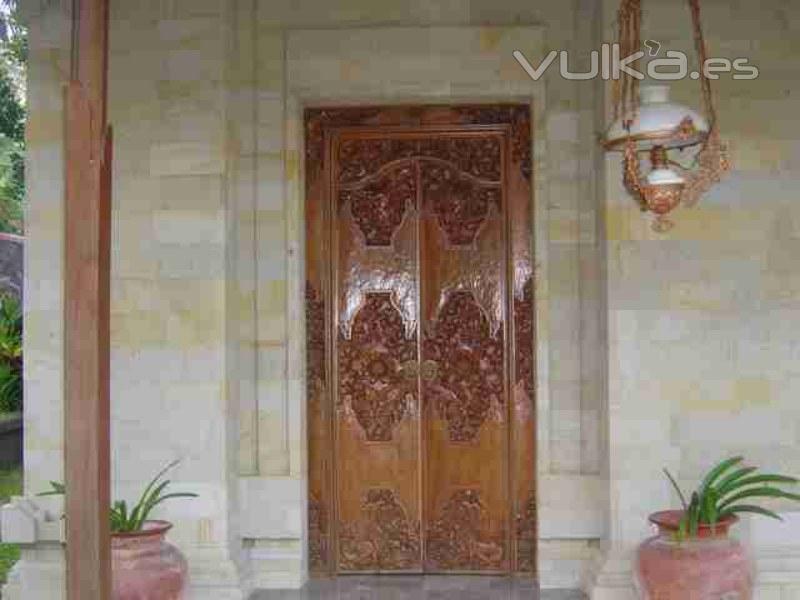 puerta Bali
