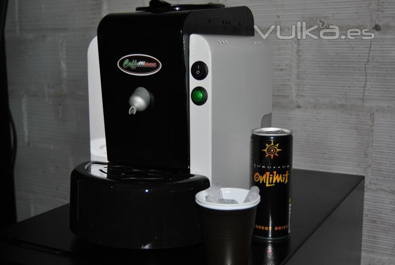 Máquina de café en cápsulas profesional