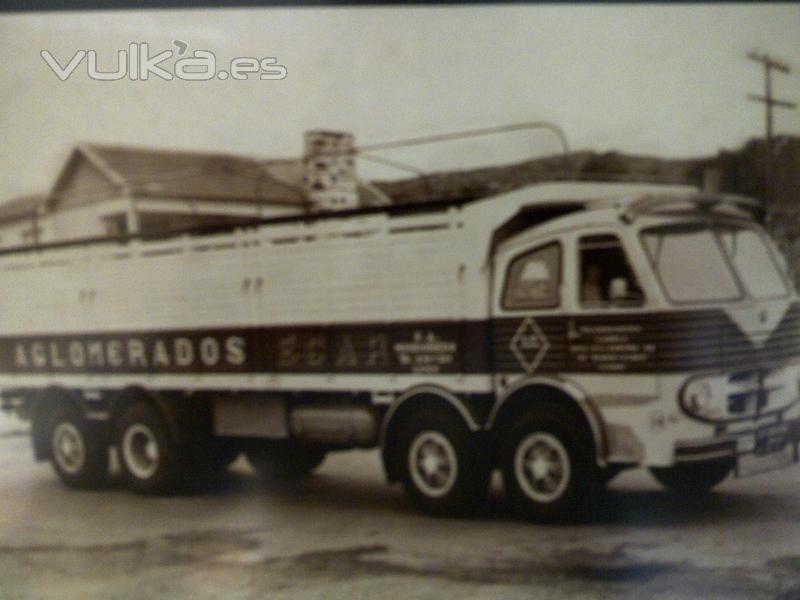 TRANSPORTS LAMELA - Uno de nuestros primeros camiones