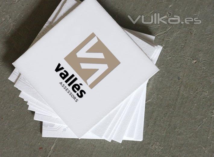 Identidad corporativa y aplicación a la papelería comercial de la marca Vallés Assessors