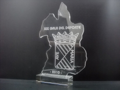 Trofeo de metacrilato grabado a laser
