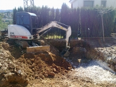 Excavacion  de emplazamiento de piscina chiva