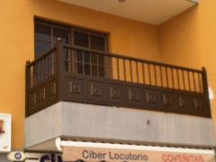 Baranda de cojinetes y barrote torneado