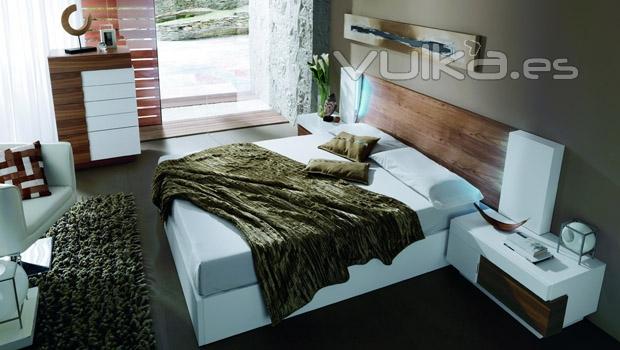 Muebles dormitorio con luz en el cabezal