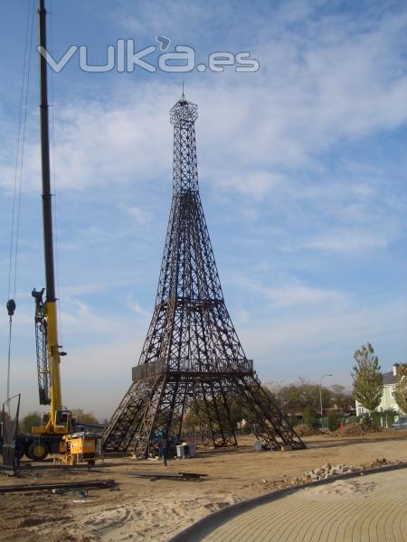 TORRE EIFFEL TALLERES ECI