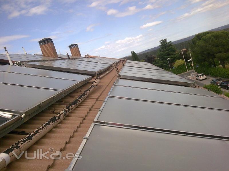 PANELES SOLARES MANTENIDOS POR INSTALACIONESSALVADOR.COM RESIDENCIA LAS PRADERAS