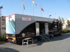 Vista del camion trailer de heco en nuestro parking