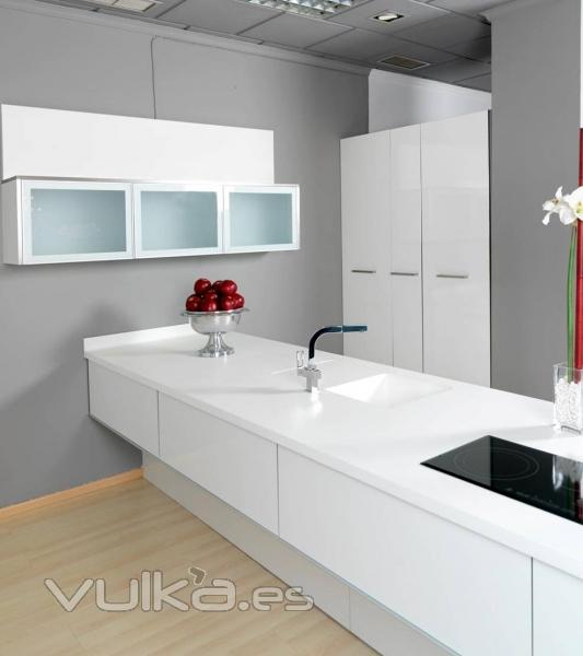 Muebles de cocina: cocina blanco brillo