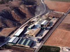 Vista aerea de la planta de deshidratacion de alfalfa