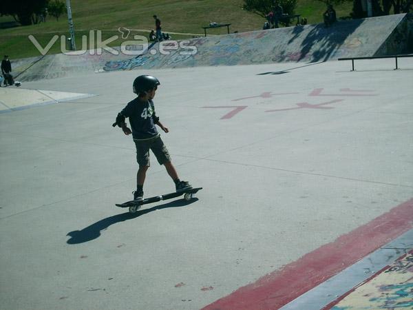 Patinada en Skate Park .. Wave GBoard 