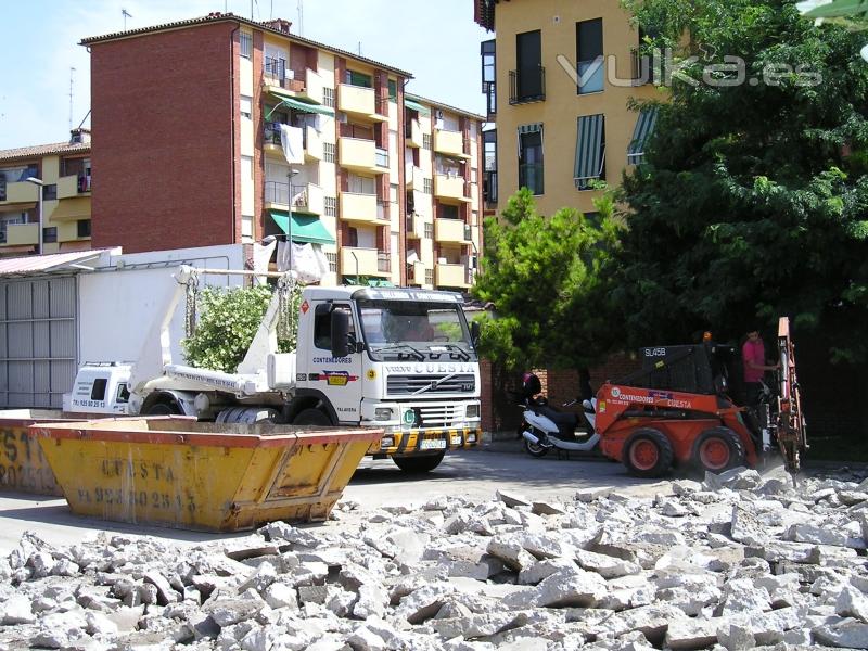 Contenedores de escombros en talavera de la reina