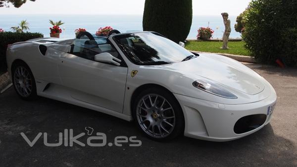 Alquila un Ferrari F430 Spider