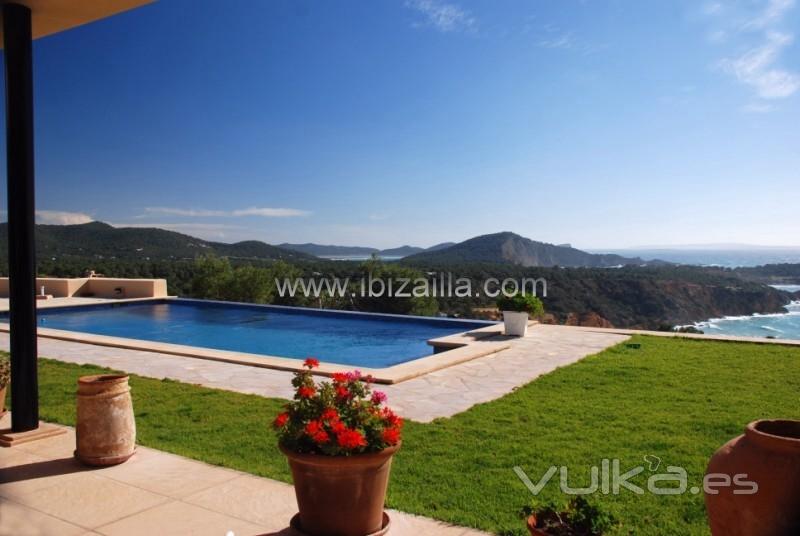 vistas desde la piscina infinity