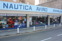 Tienda fisica calle del club nautico