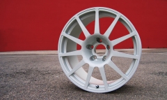 -CIRCUIT design- llanta monobloc 18