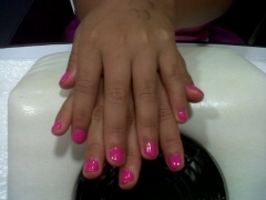 Manicura shellac a nuestra clienta mas joven