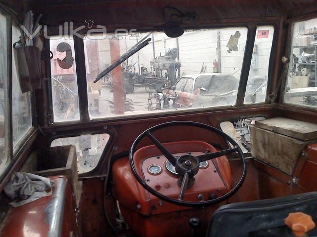 desmontaje completo de ebro 160-d   -cabina  -cuadro electrico completo  -saneamiento del circuito e