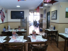 Restaurante colombiano en traspaso. tel.933601000. invercor