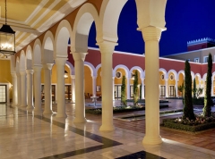 Hotel - hole in spain