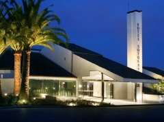 Hotel - hole in spain