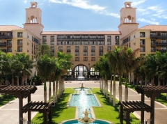 Hotel - hole in spain