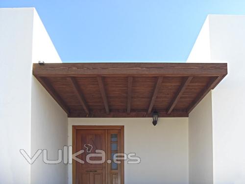 PERGOLA DE MADERA  EN LANZAROTE