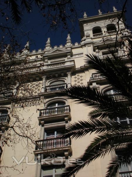 Nuestra nueva sede, situada en la confluencia de la Avenida Diagonal y la calle Aribau, en Barcelona