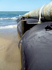 Contra la erosion una fundacion segura empleando geotubos