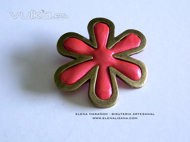 broche