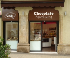 Carrer València, 443 (Cantonada Marina)