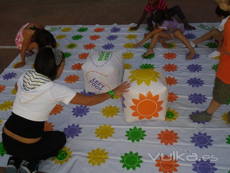 JUEGOS GIGANTES - ANIMACIN INFANTIL