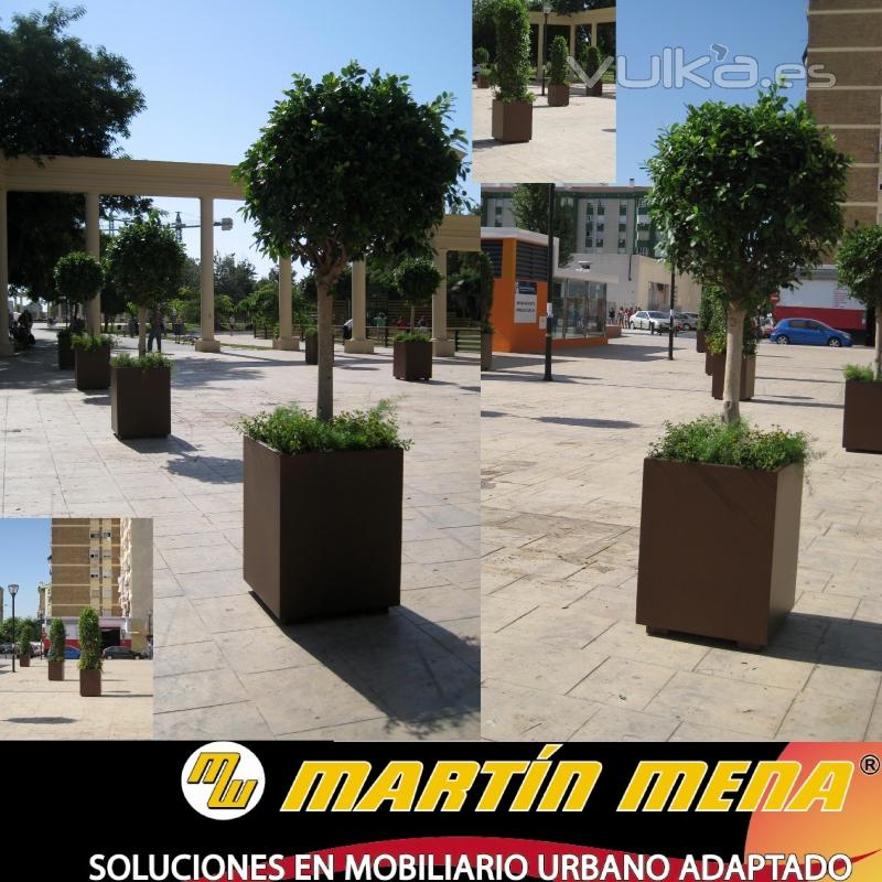 JARDINERAS METALICAS TERMOLACADAS EN OXICORTEN.PROYECTO CONFEGAR EMBELLECIMIENTO  CIUDAD DE MALAGA .