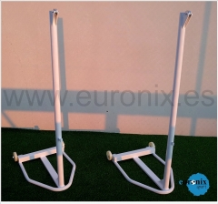 Postes metálicos de badminton trasladables. (www.euronix.es)