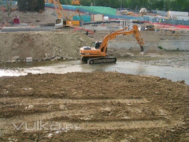 obras  y maquinas de la empresa