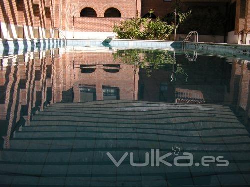 Piscina y campos de deporte del Colegio Mayor Peafiel (Universidad de Valladolid)