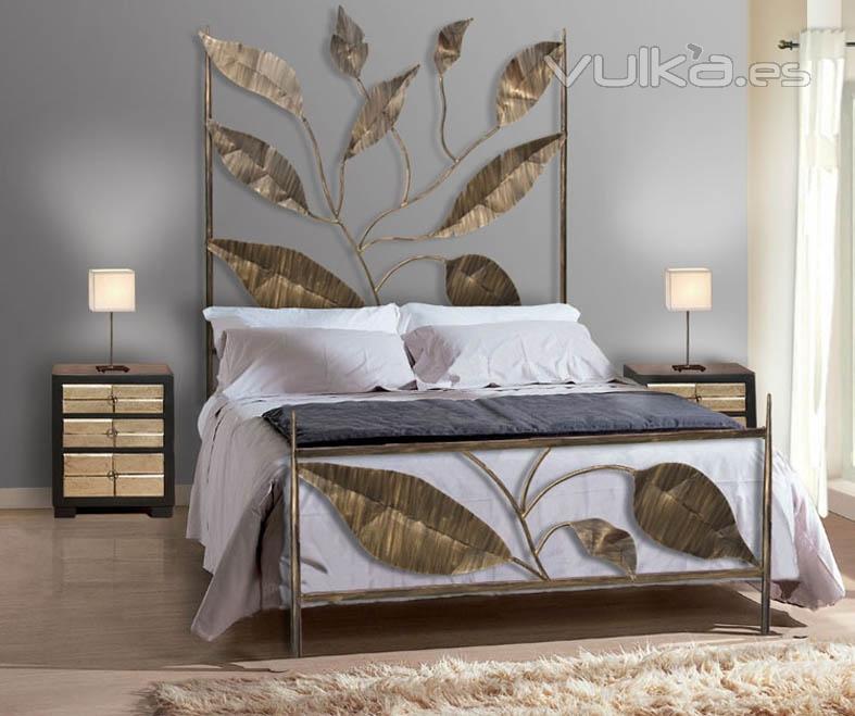 Cama coleccion Hojas de Forja Beltran