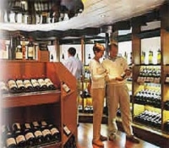 Invercor negocos en traspaso. vinacoteca. tel.933601000