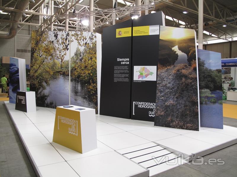 Stand Confederacin Hidrogfica del Duero S.I. Caza y Pesca 2011