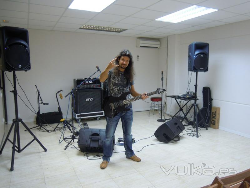 Victor Smolski (Rage) en Auvisa Matar