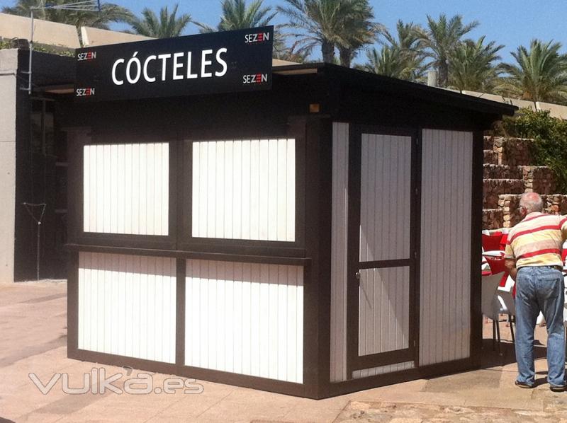 Caseta modular transportable para chiringuito de cockteles