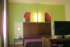Pintura dormitorios hotel la borona (porceyo)