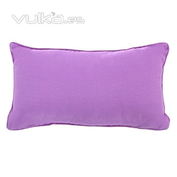 Hogar textil. Cojin living violeta rectangular 25x45 en lallimona.com