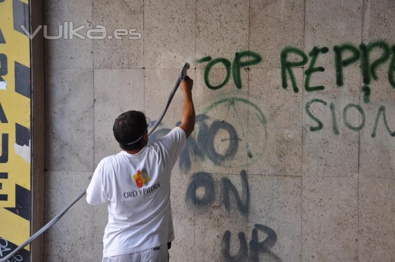 Limpieza de graffitis