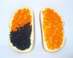 Imanes bocadillo con caviar