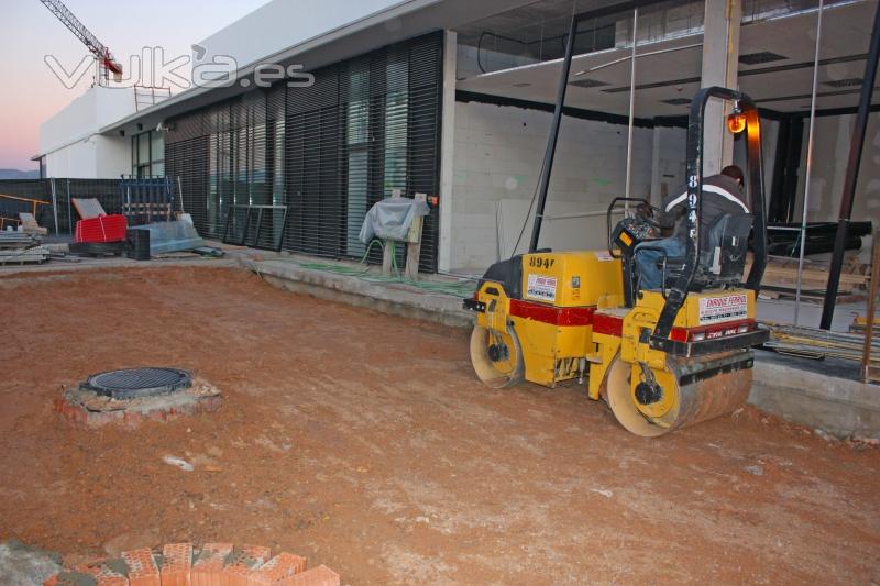 Compactacin terreno mediante compactadora