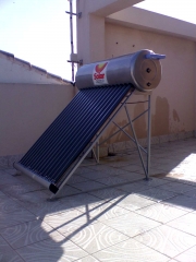 Calentador SOLAR térmico UNIVERSAL ENERGY en Granada 2011